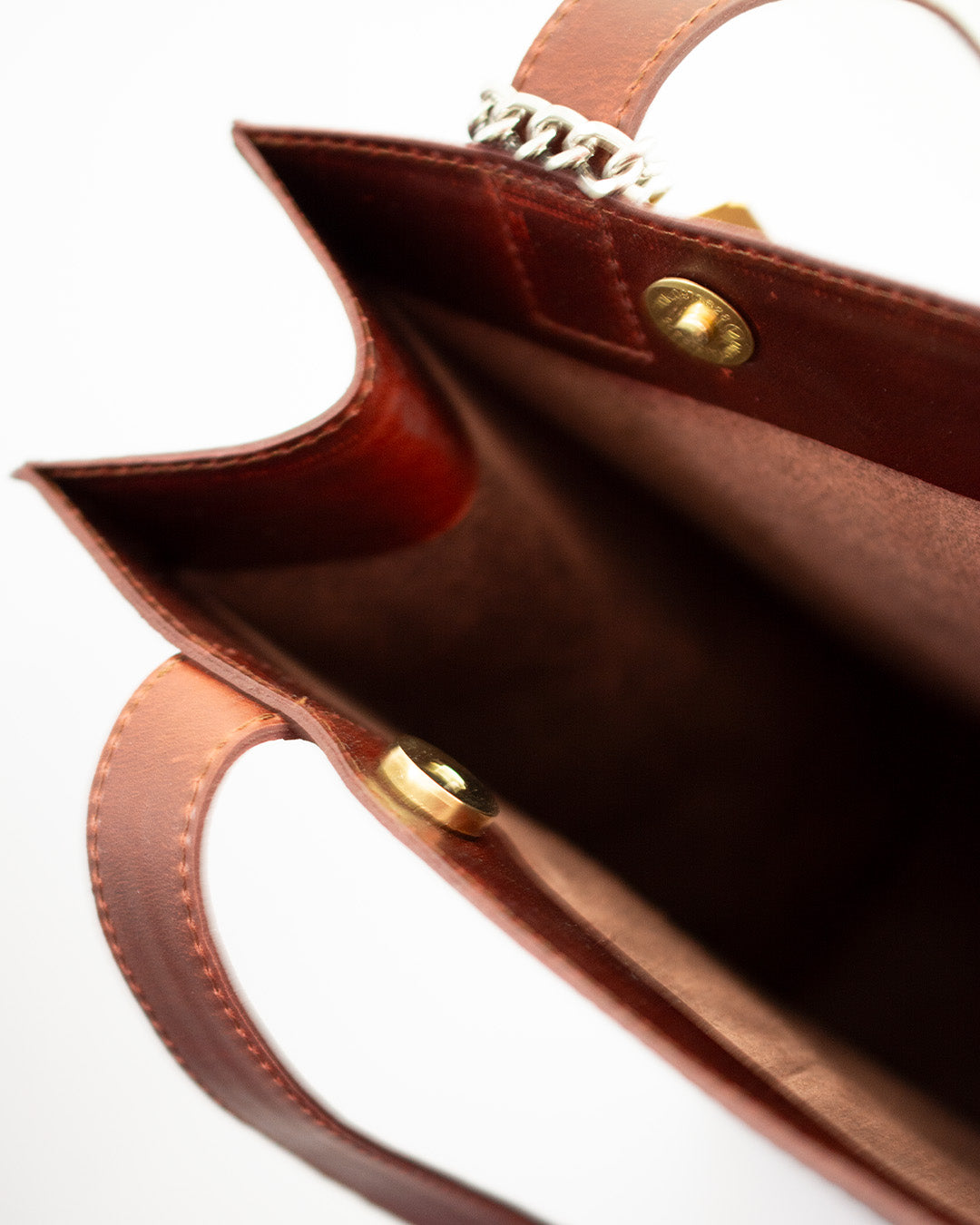 Emma Corazón Tumbaga Burgundy